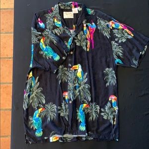 Thums Up Parrot Hawaiian Shirt L